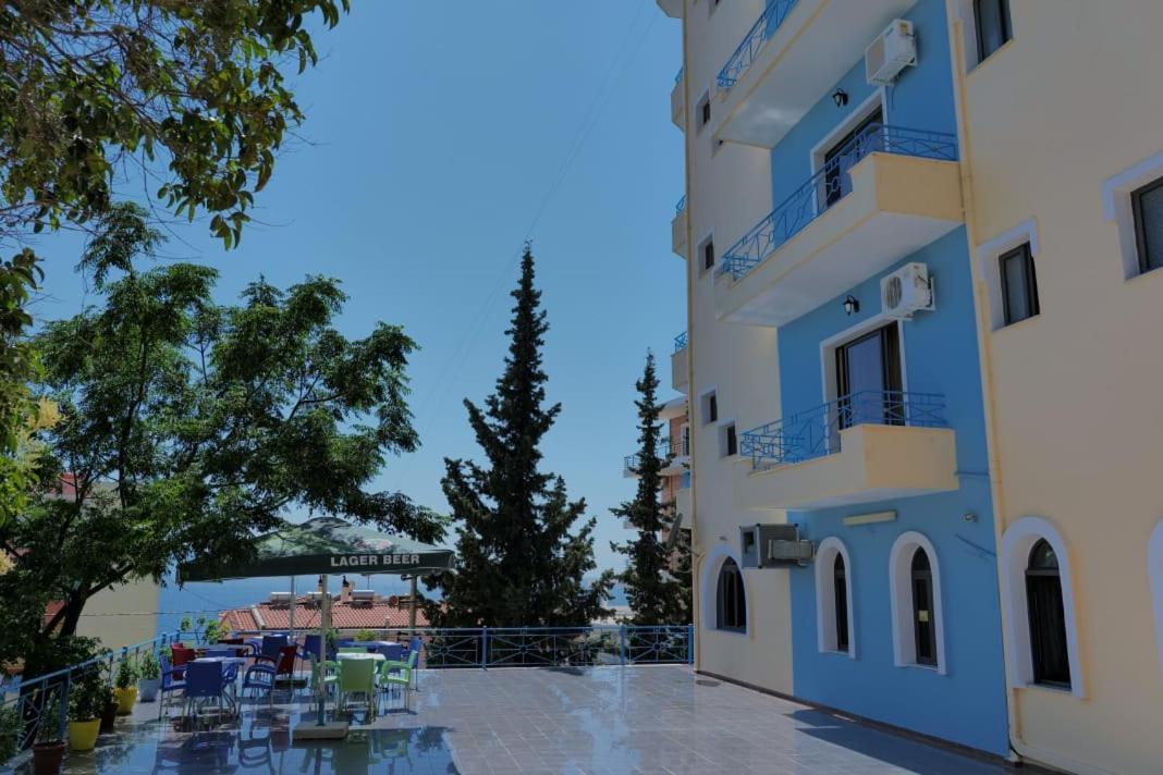 Blue Heaven Hotel Sarande Exterior photo